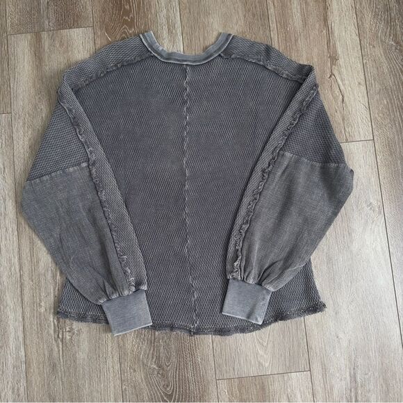 NWT Easel Mineral Washed Relaxed Knit Top Size Medium - Picture 7 of 10